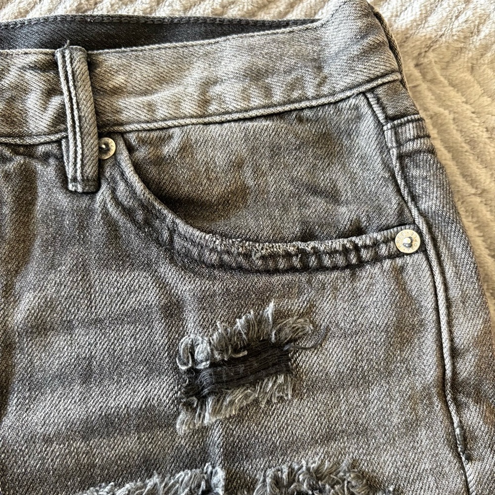 We The Free Black Loving Good Vibrations Cut Off Jean Shorts Size 26 - Picture 5 of 11